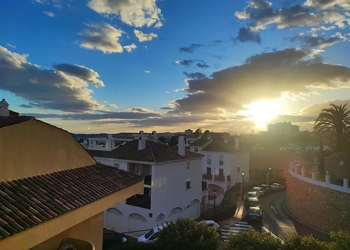 Pet Friendly Beautiful Flat With View, 3 Pools