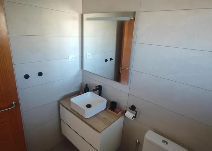 Pet Friendly Beautiful Flat With View, 3 Pools * Fuengirola