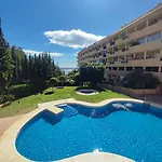 Pet Friendly Beautiful Flat With View, 3 Pools * Fuengirola