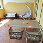 Apartman Pet Friendly Beautiful Flat With View, 3 Pools *