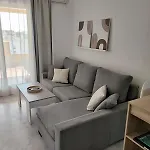 Pet Friendly Beautiful Flat With View, 3 Pools * Fuengirola