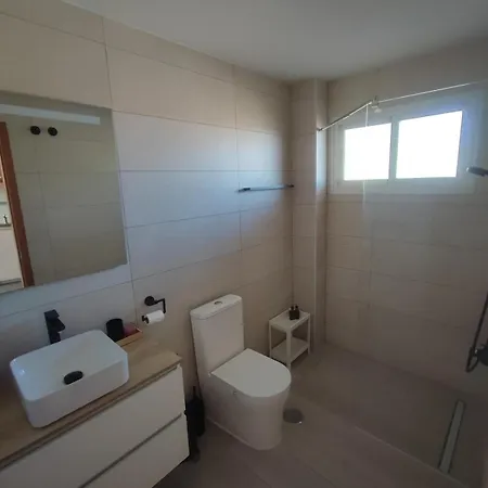 Pet Friendly Beautiful Flat With View, 3 Pools *