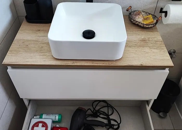 Pet Friendly Beautiful Flat With View, 3 Pools